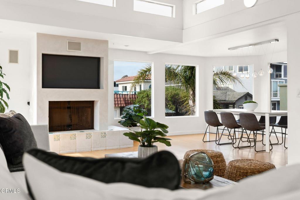 124 San Clemente Avenue