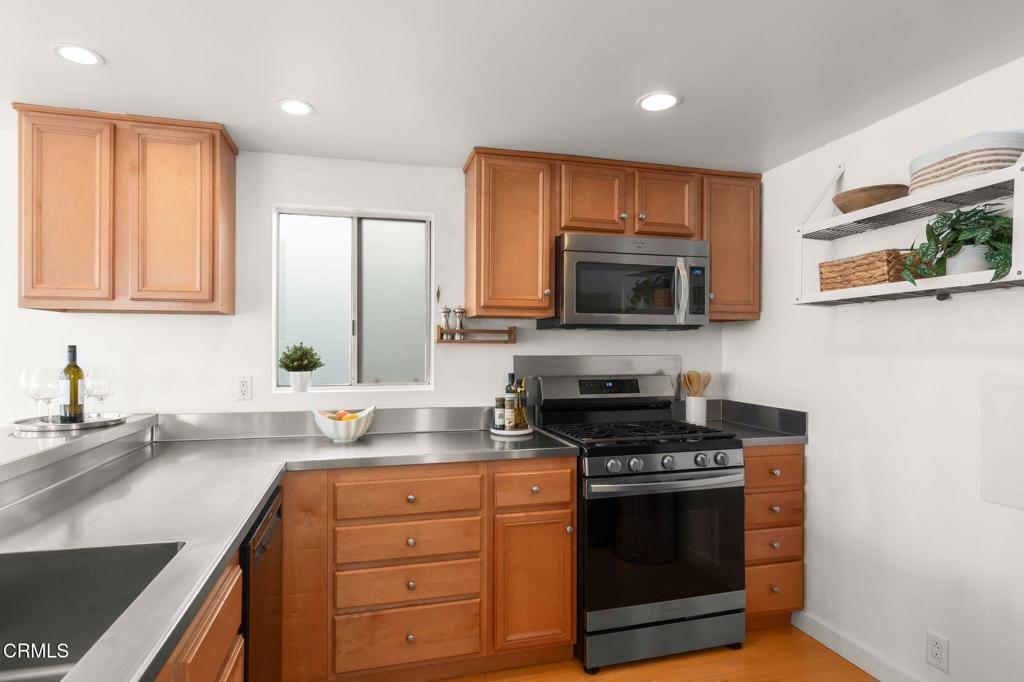 124 San Clemente Avenue