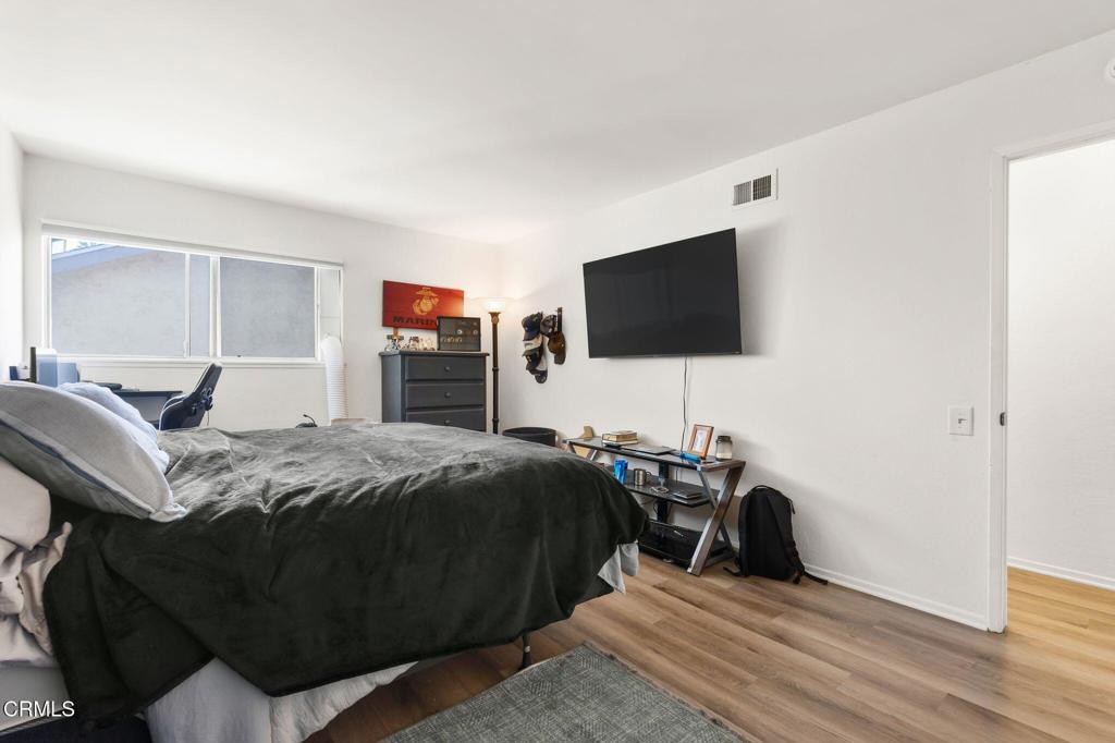 3039 E Harbor Boulevard