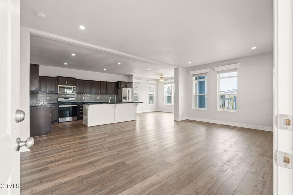 5540 W 5th Street 90