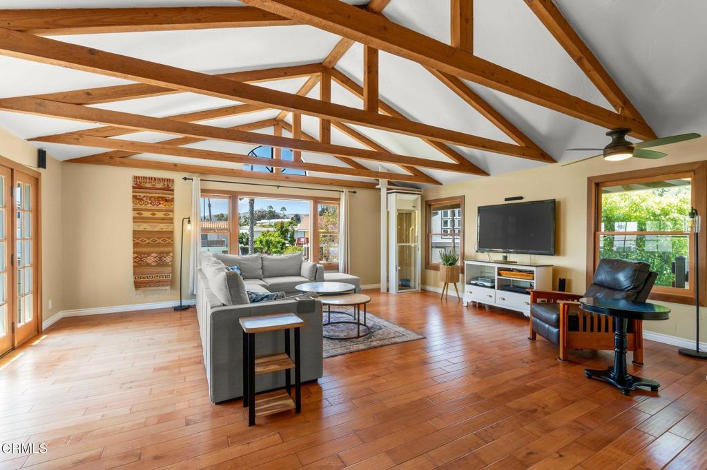 950 Seaside Court