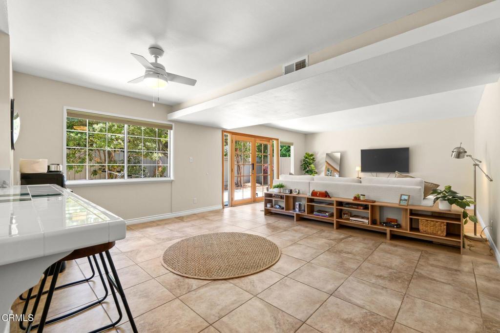 950 Seaside Court