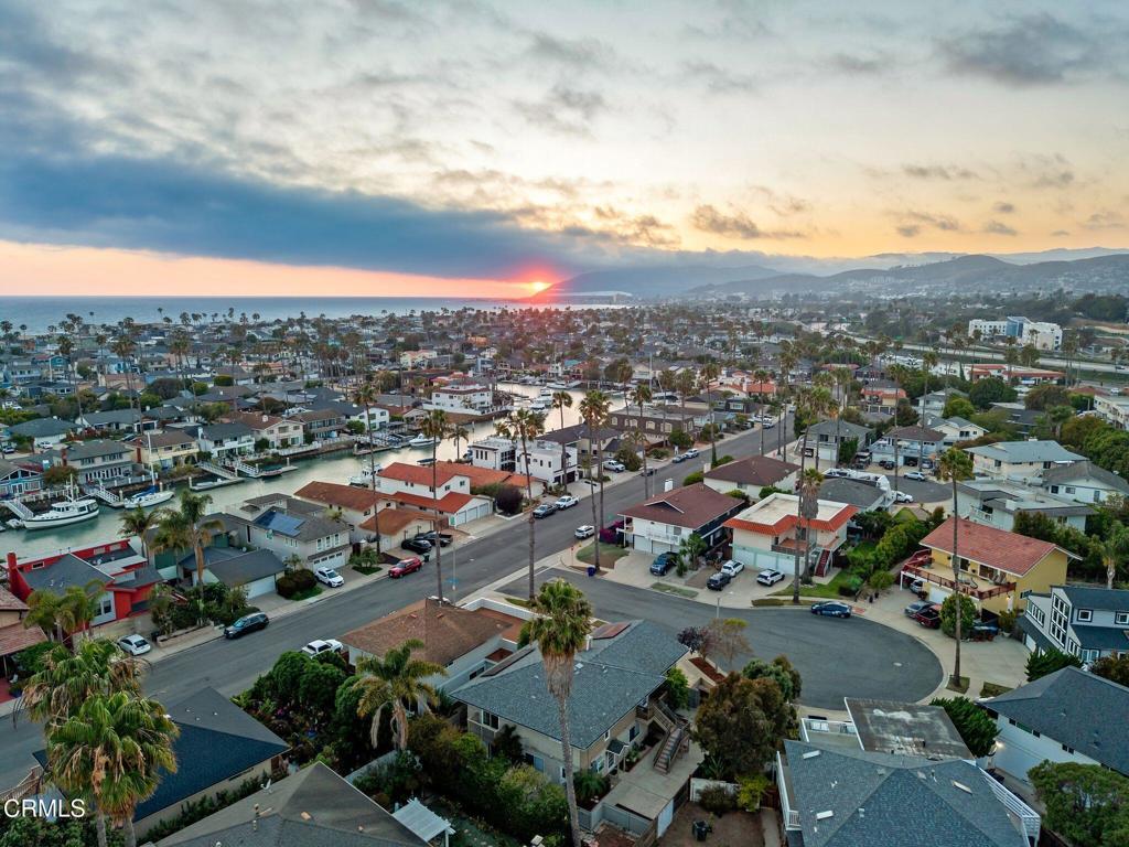 950 Seaside Court