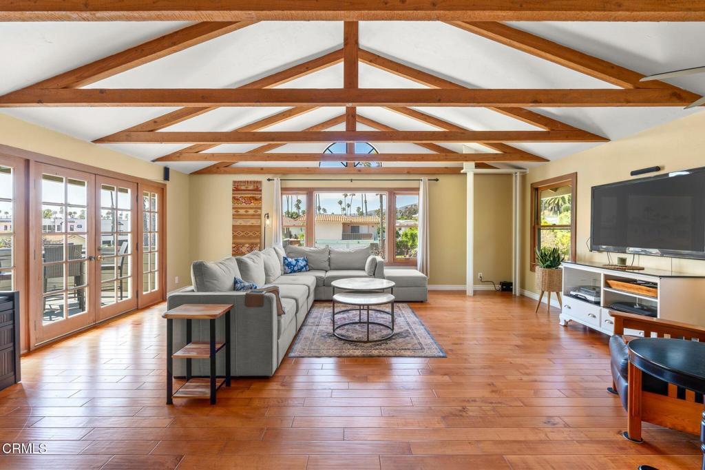 950 Seaside Court