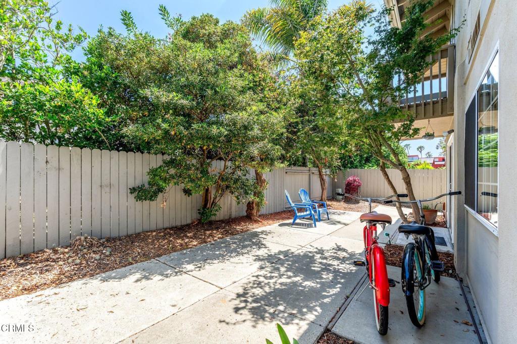 950 Seaside Court