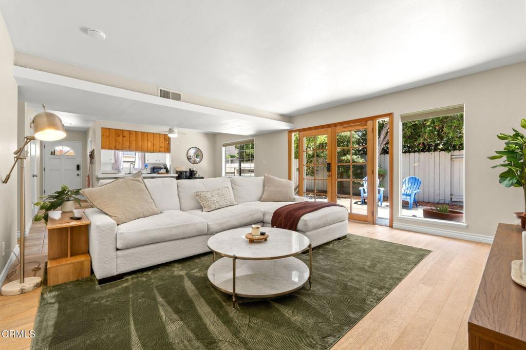 950 Seaside Court