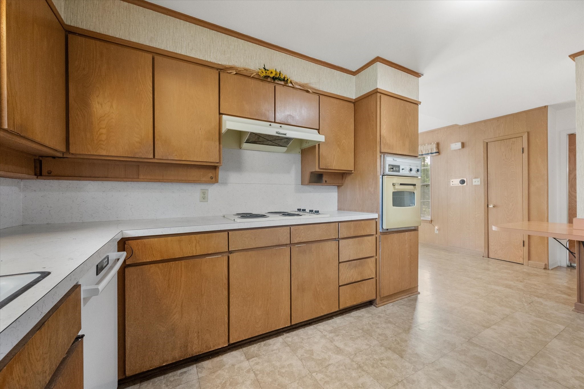 1605 Cienegas Circle
