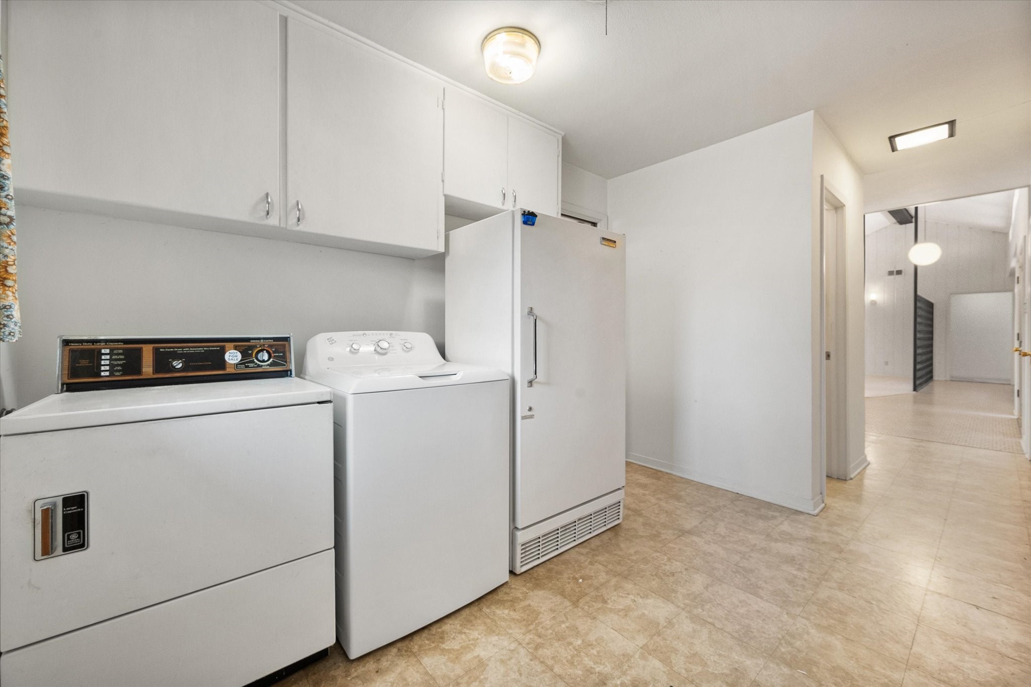 1605 Cienegas Circle