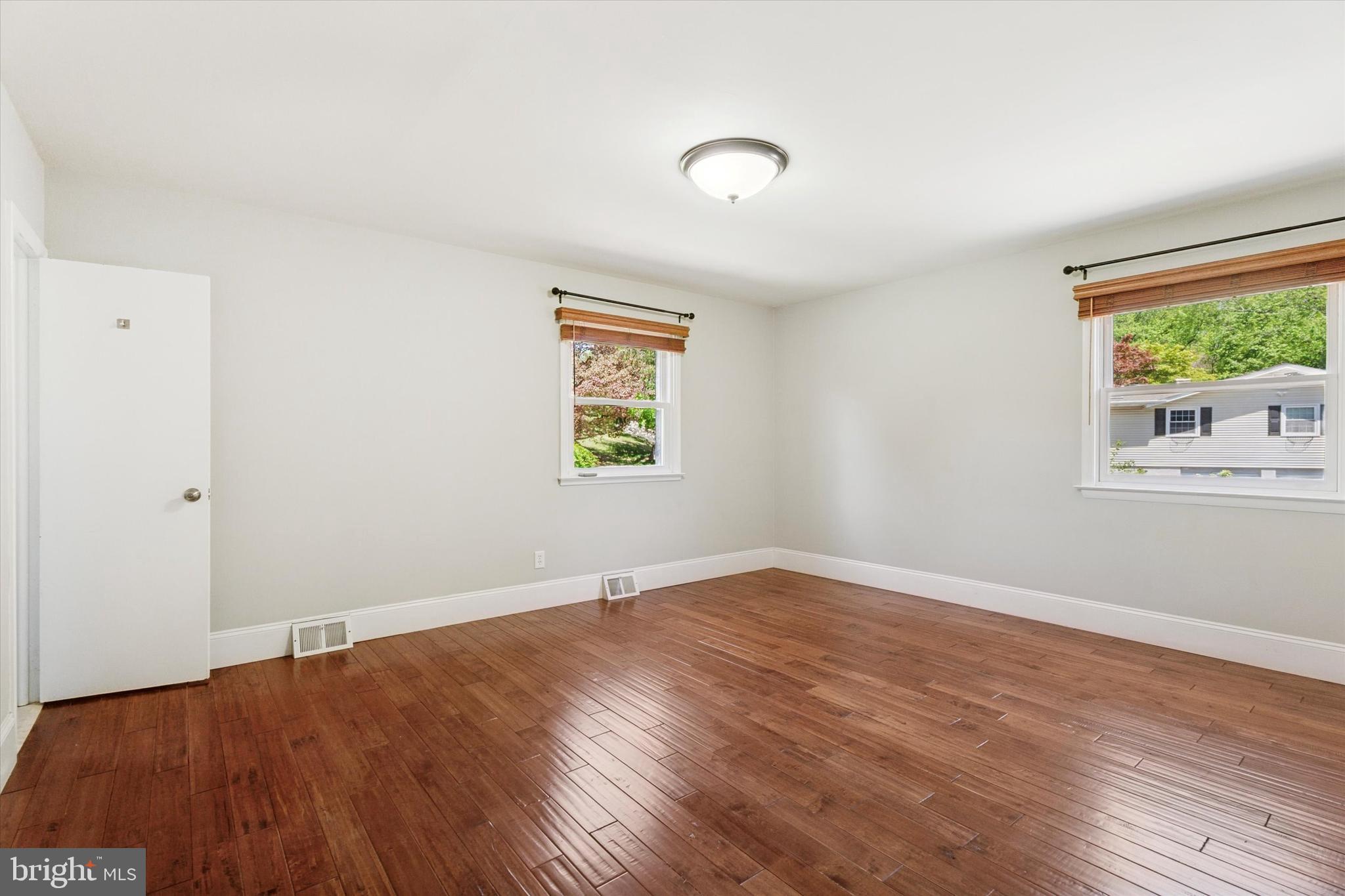 317 HILLTOP RD