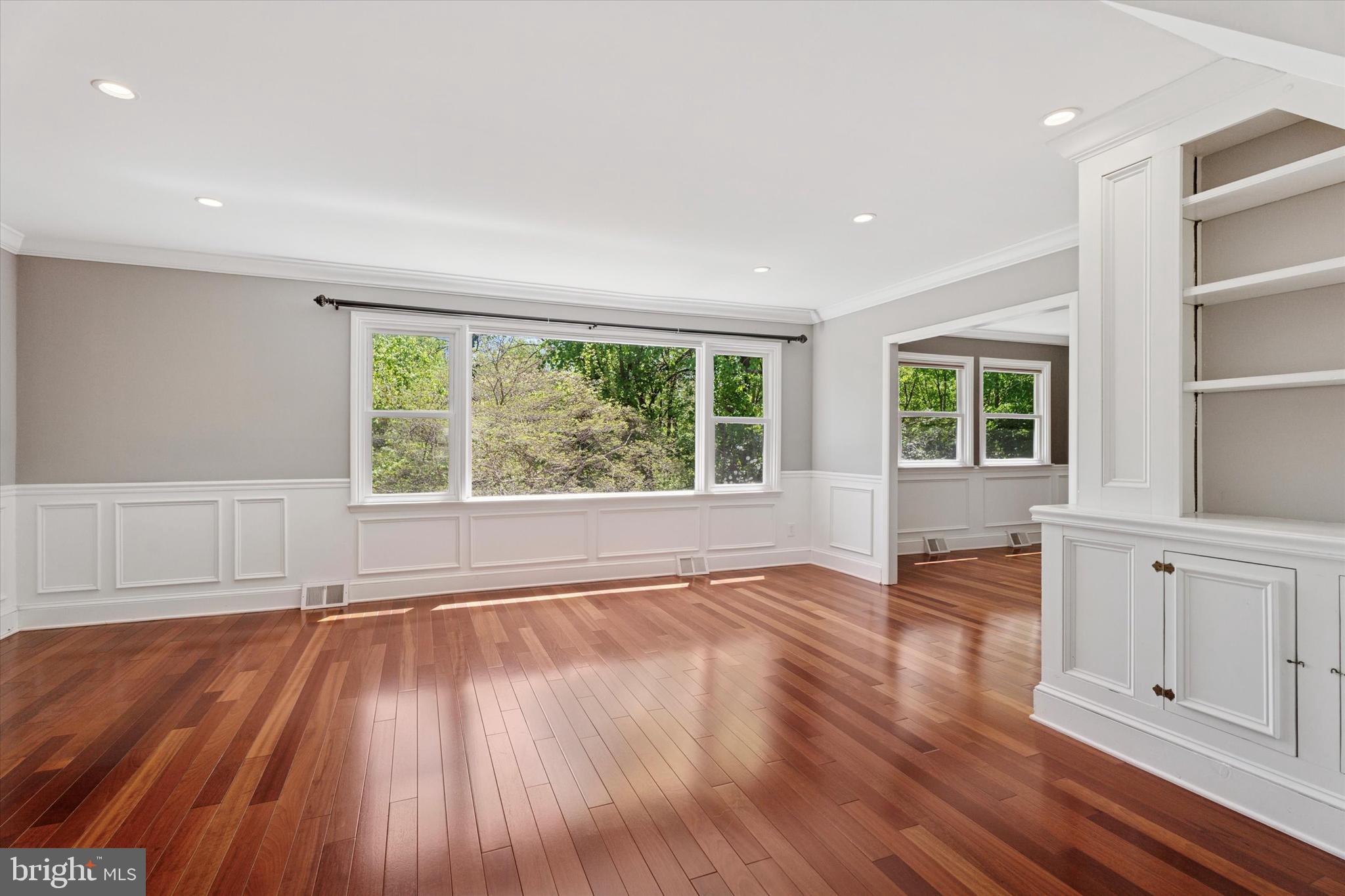 317 HILLTOP RD