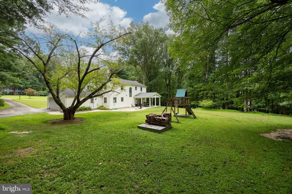3 LAFAYETTE PLACE
