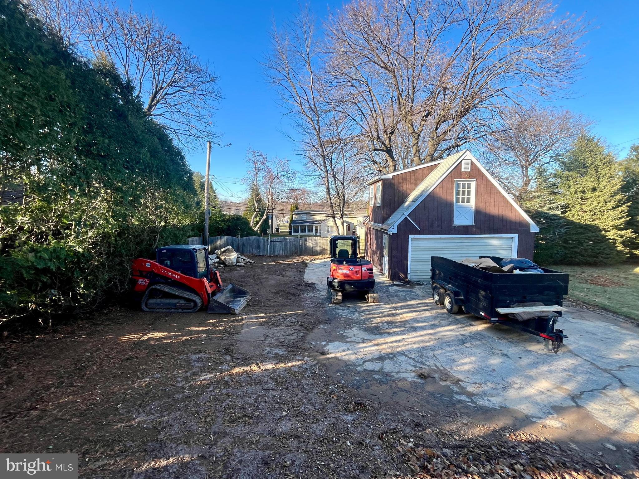 20 Longwood Dr