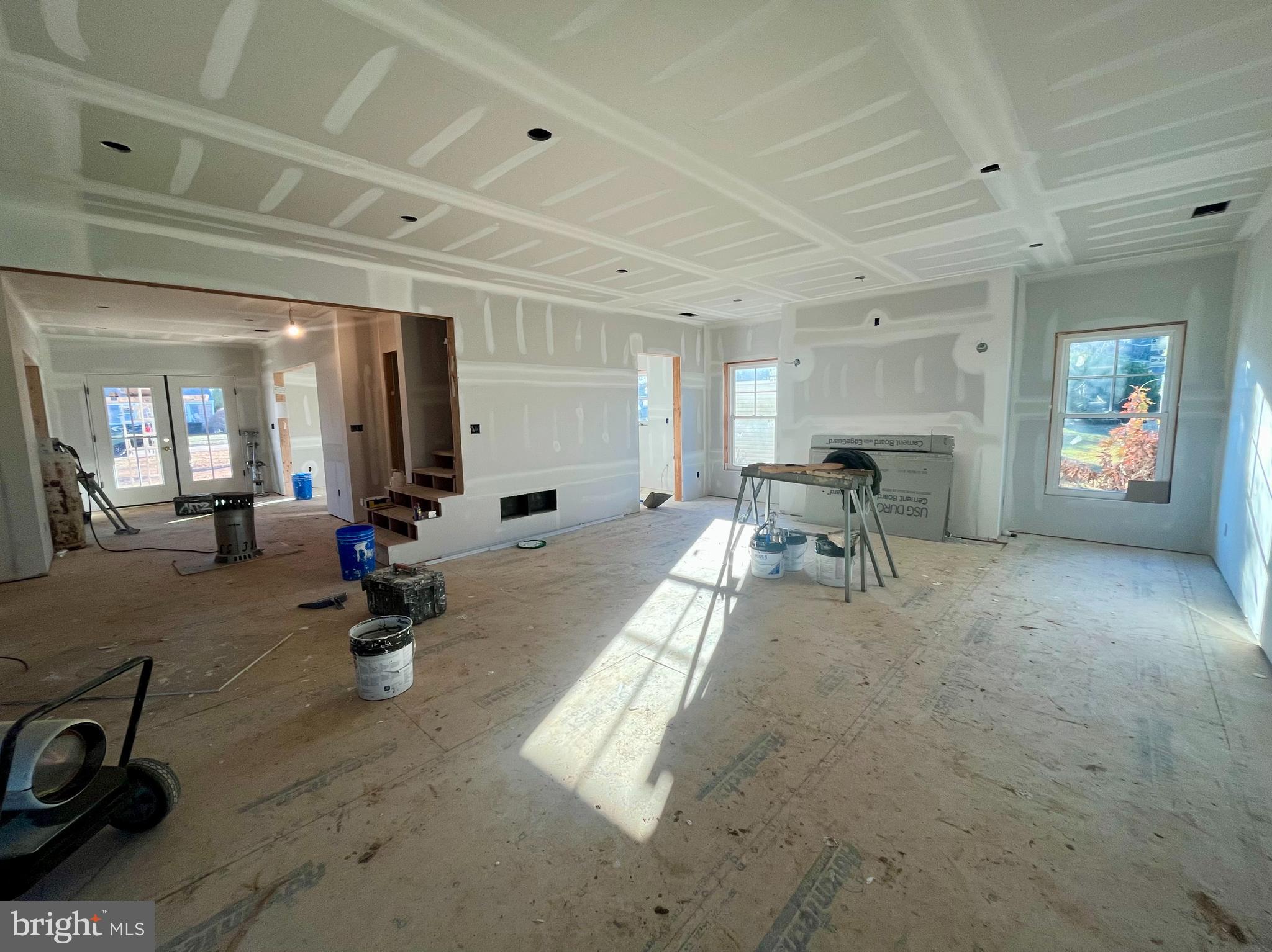 20 Longwood Dr