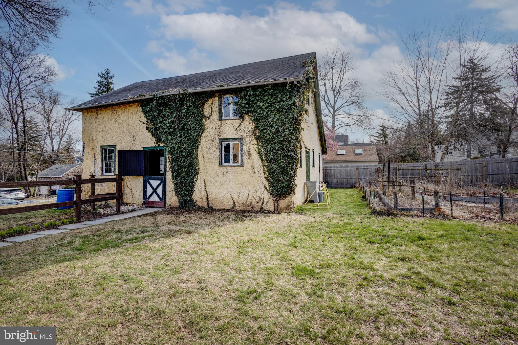 409 N Bethlehem Pike
