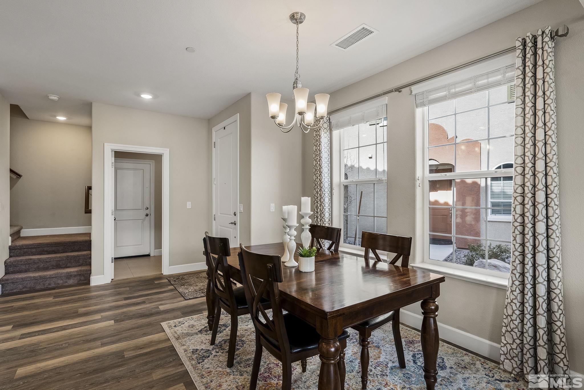 1890 DARK HORSE RD #C