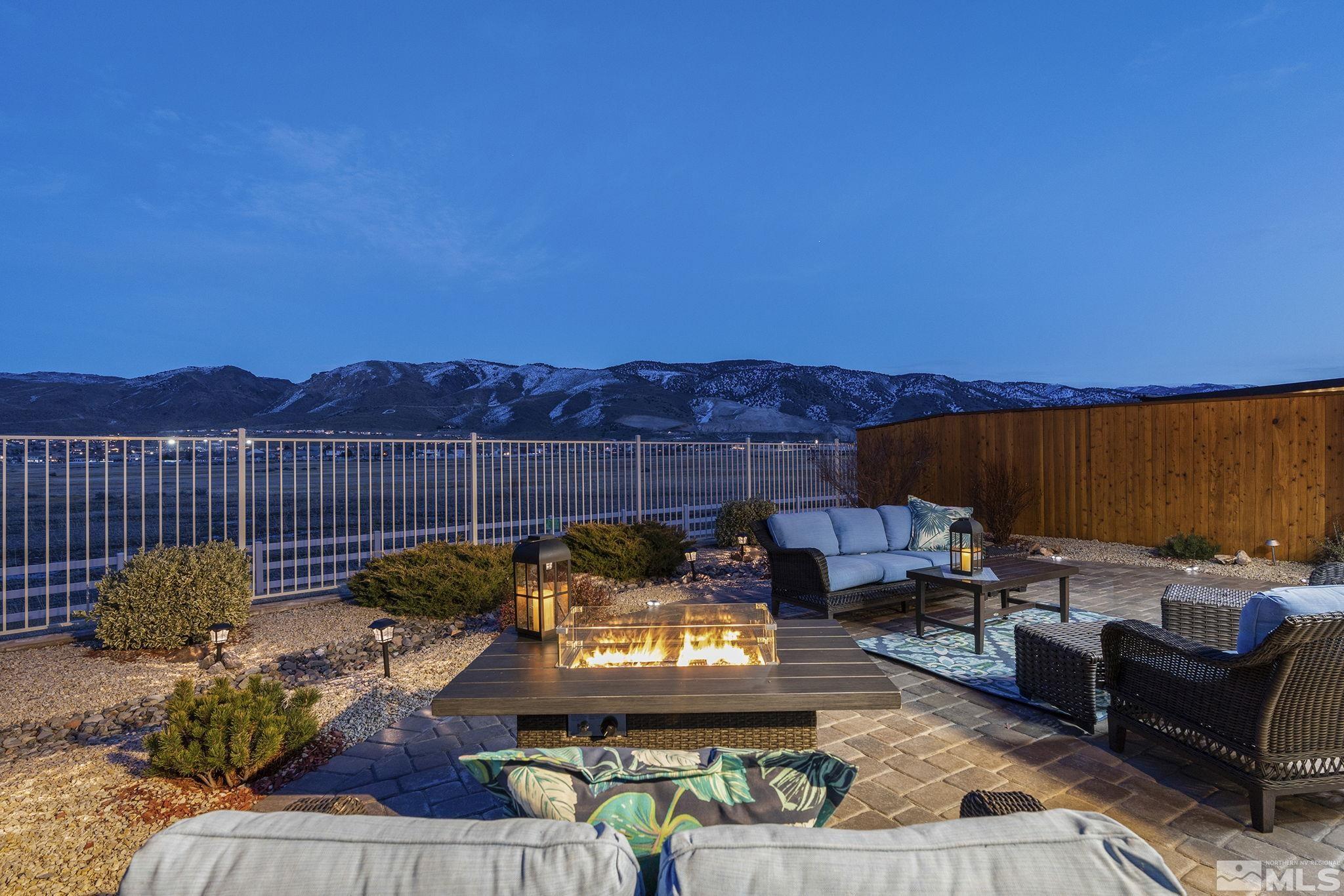 1890 DARK HORSE RD #C