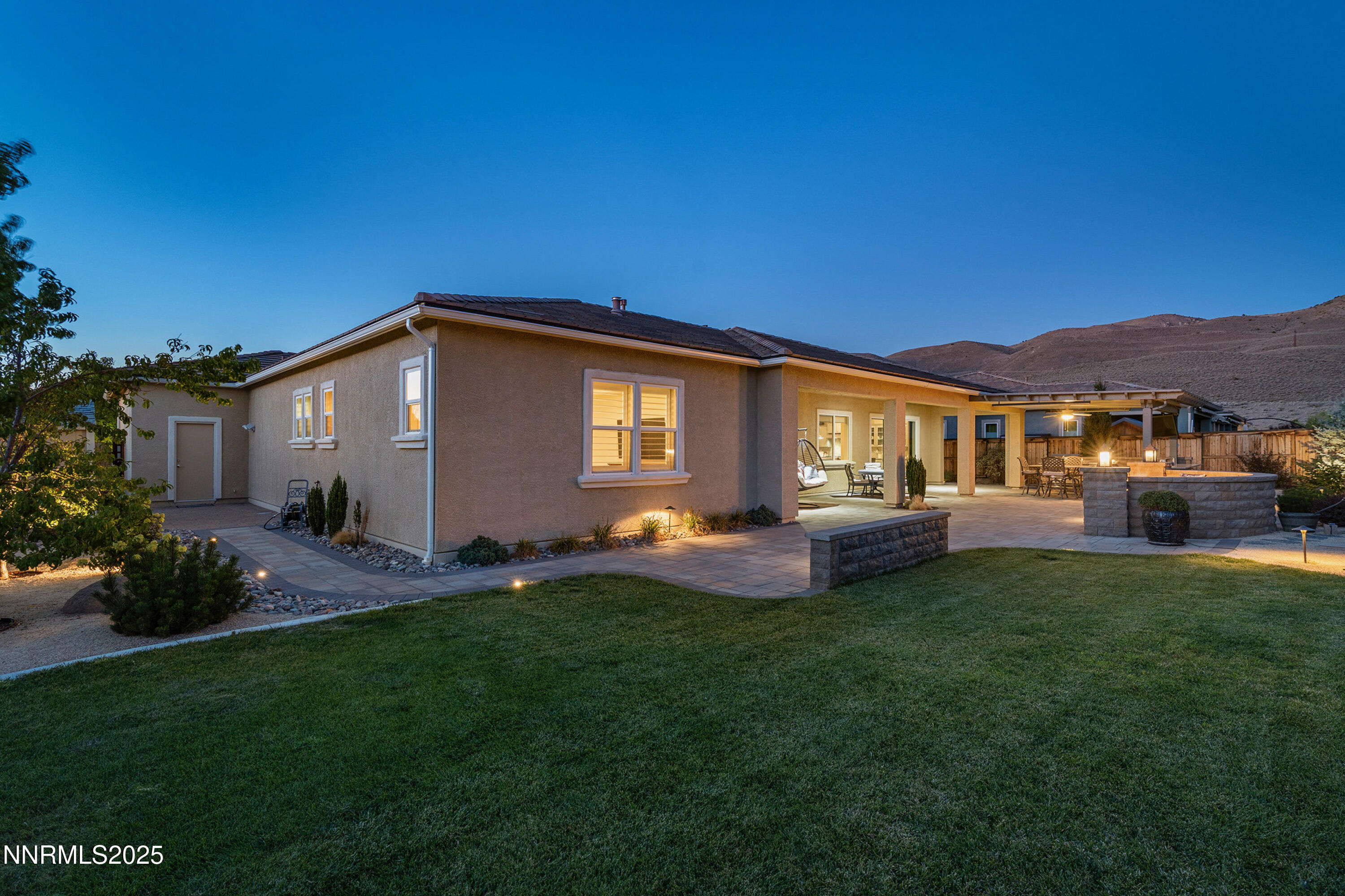2910 Hasufel Way