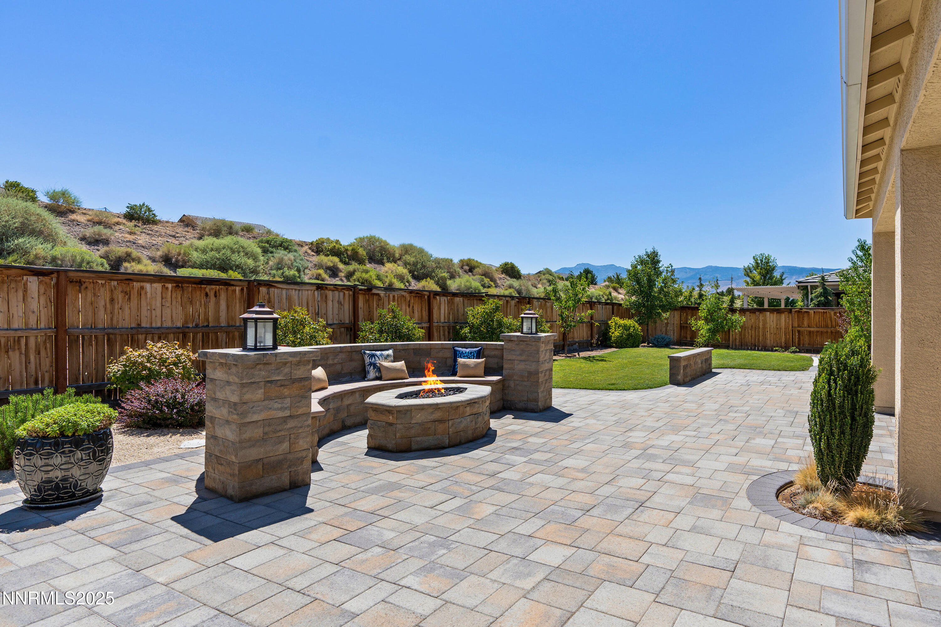 2910 Hasufel Way