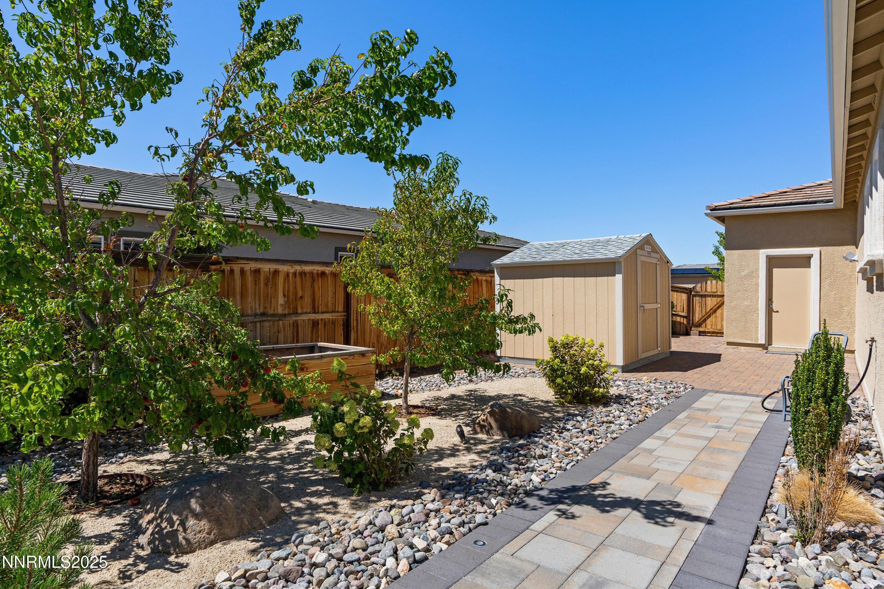 2910 Hasufel Way