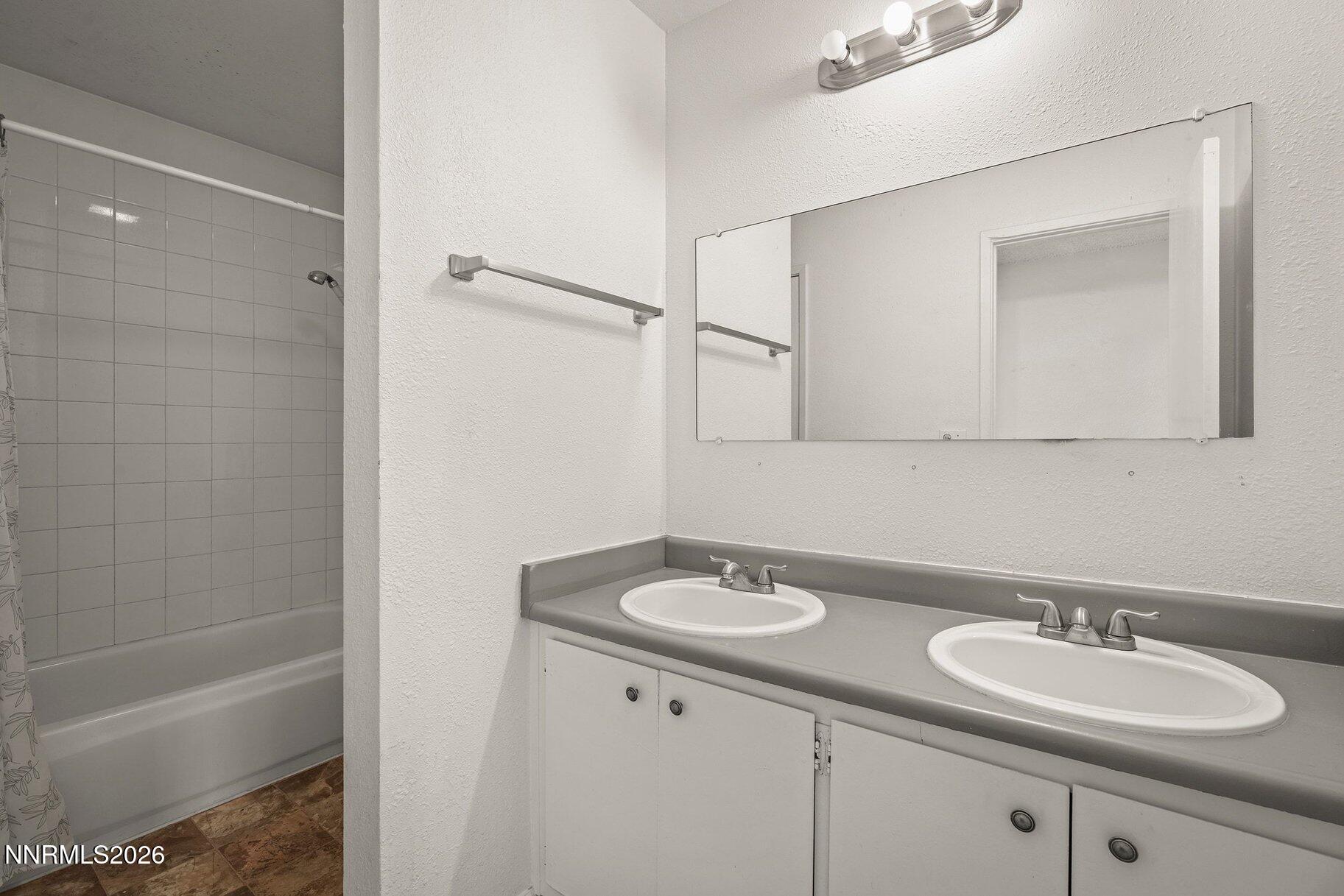 1041 BAYWOOD Drive D