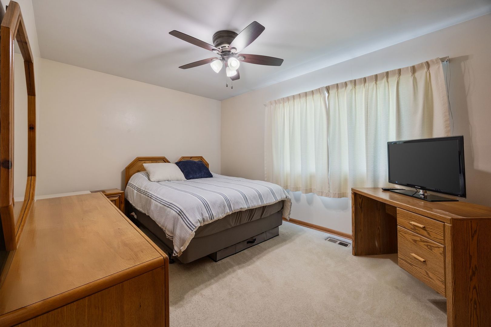 1470 Devonshire Lane