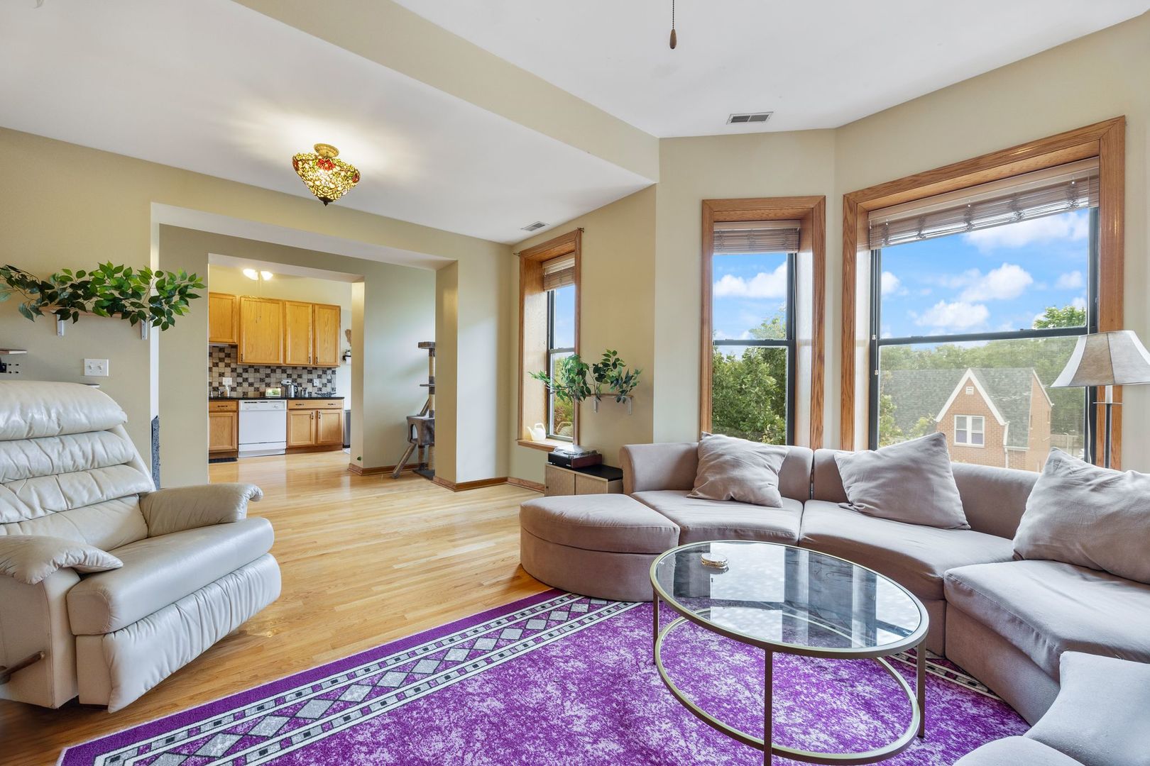 112 S Saint Louis Avenue Unit: 7