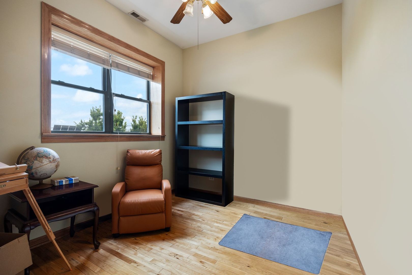 112 S Saint Louis Avenue Unit: 7