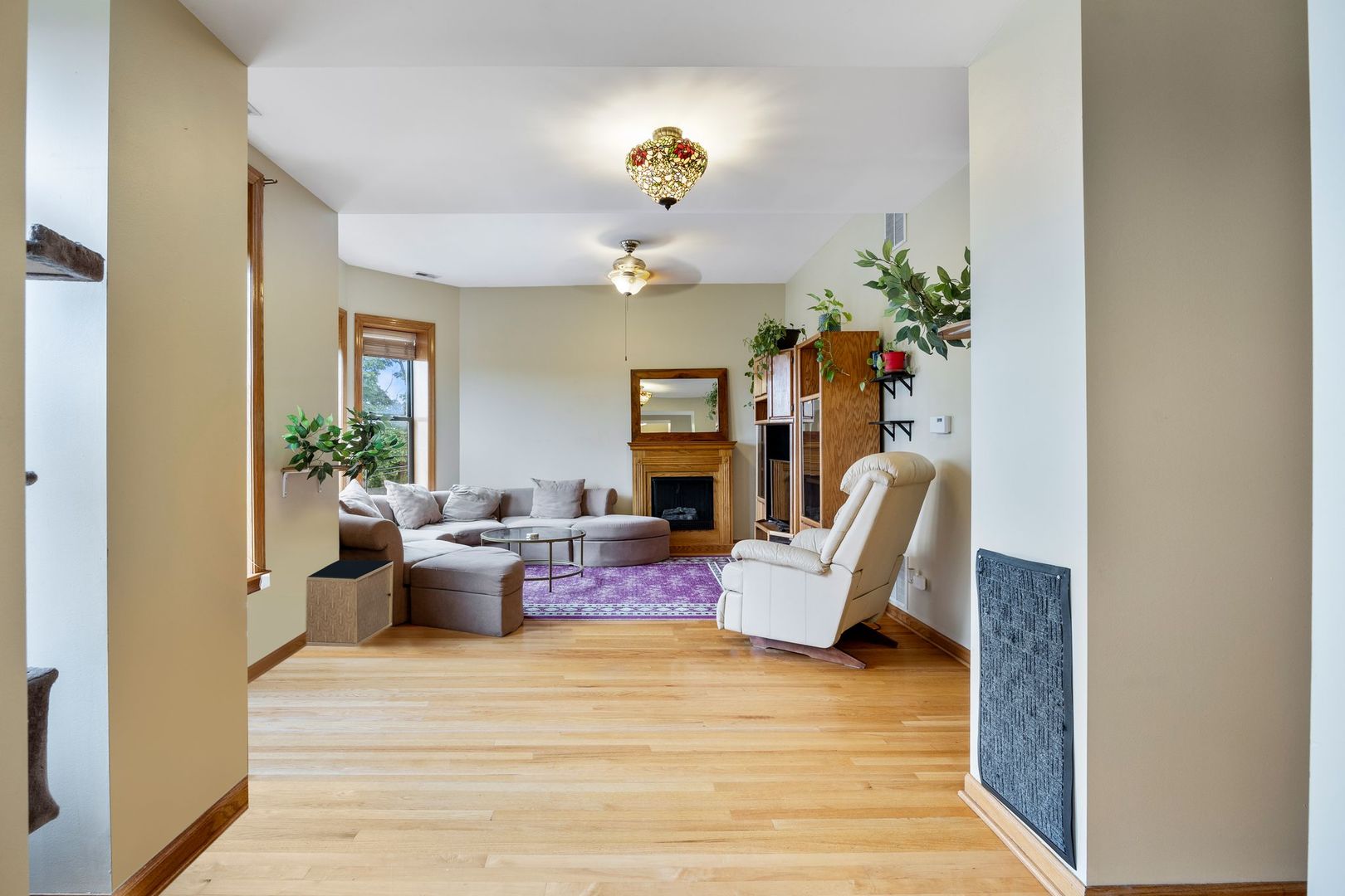112 S Saint Louis Avenue Unit: 7
