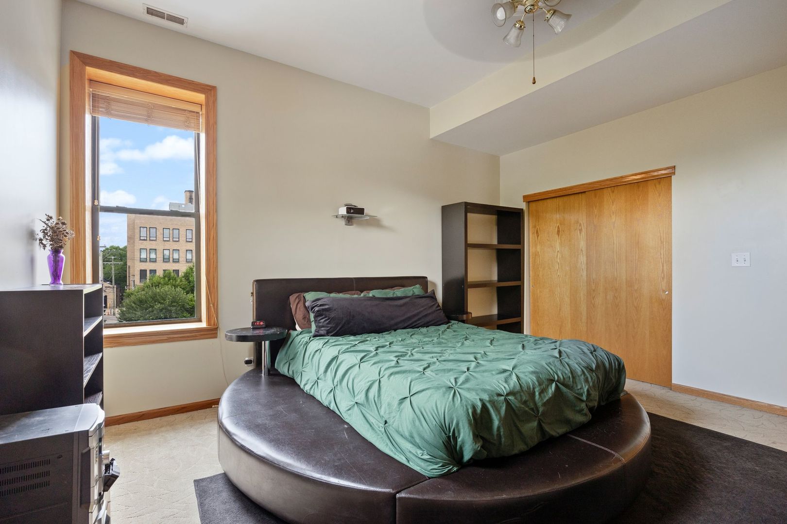 112 S Saint Louis Avenue Unit: 7