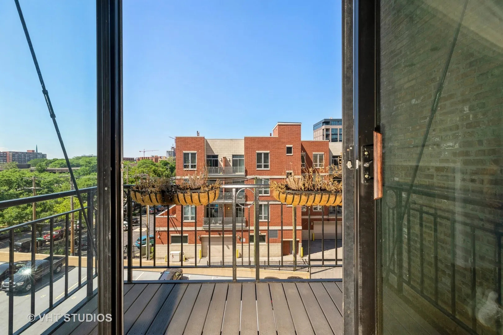 1250 W Van Buren Street Unit: 406