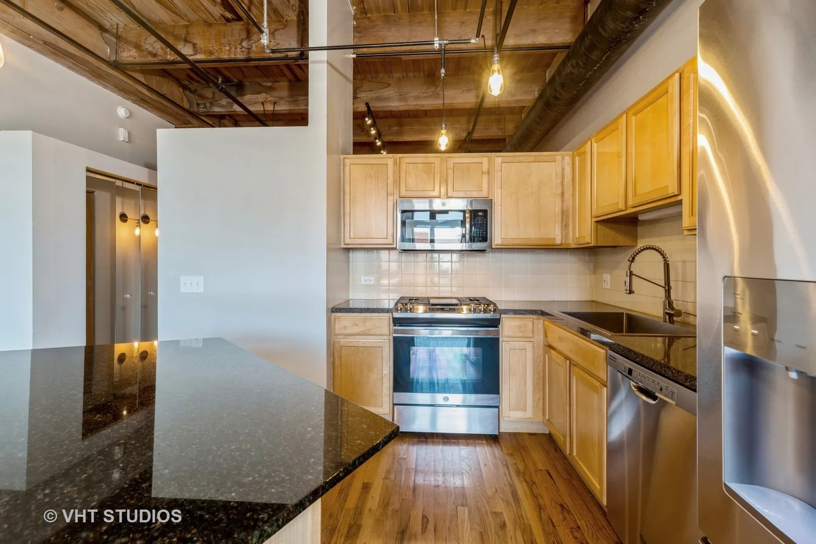 1250 W Van Buren Street Unit: 406