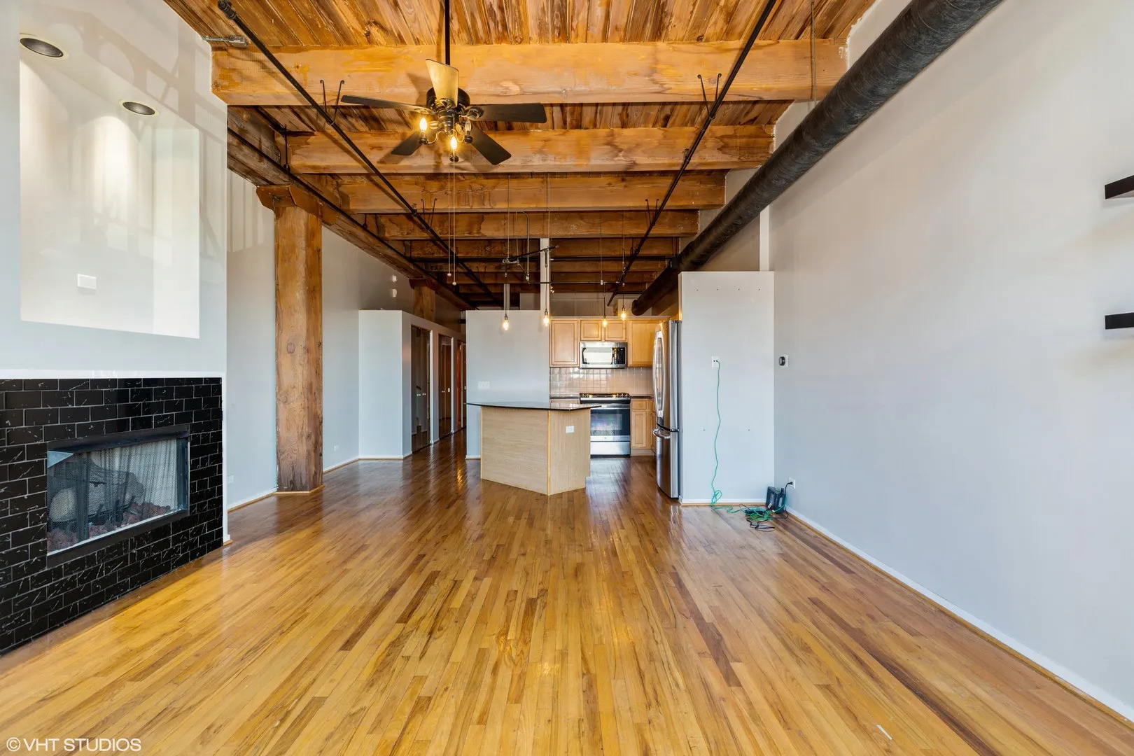 1250 W Van Buren Street Unit: 406