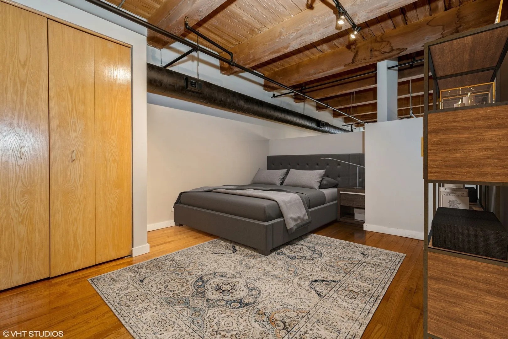 1250 W Van Buren Street Unit: 406