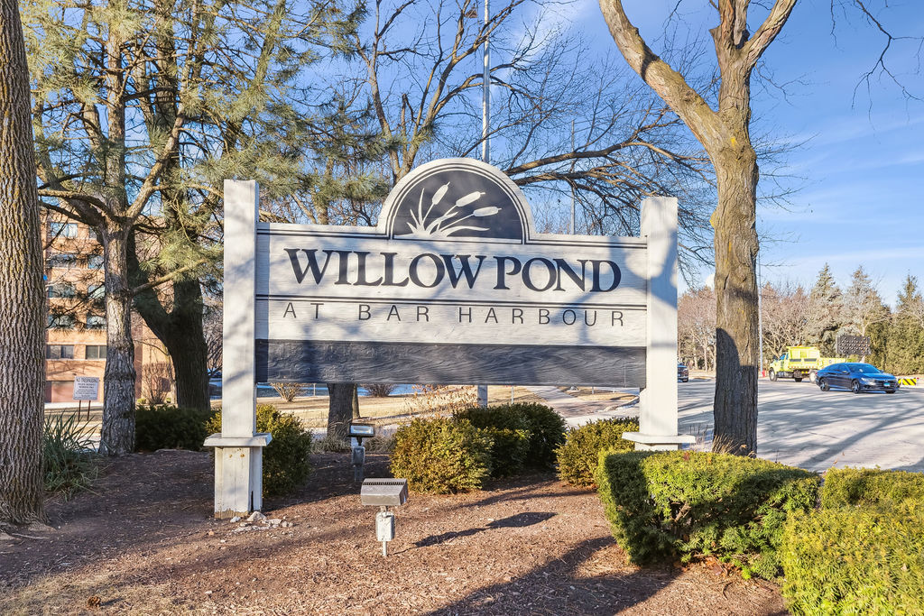 1300 Pennwood Court Unit: B1