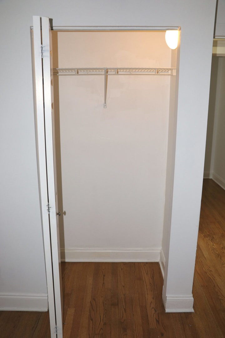 4311 N Paulina Street Unit: 1B