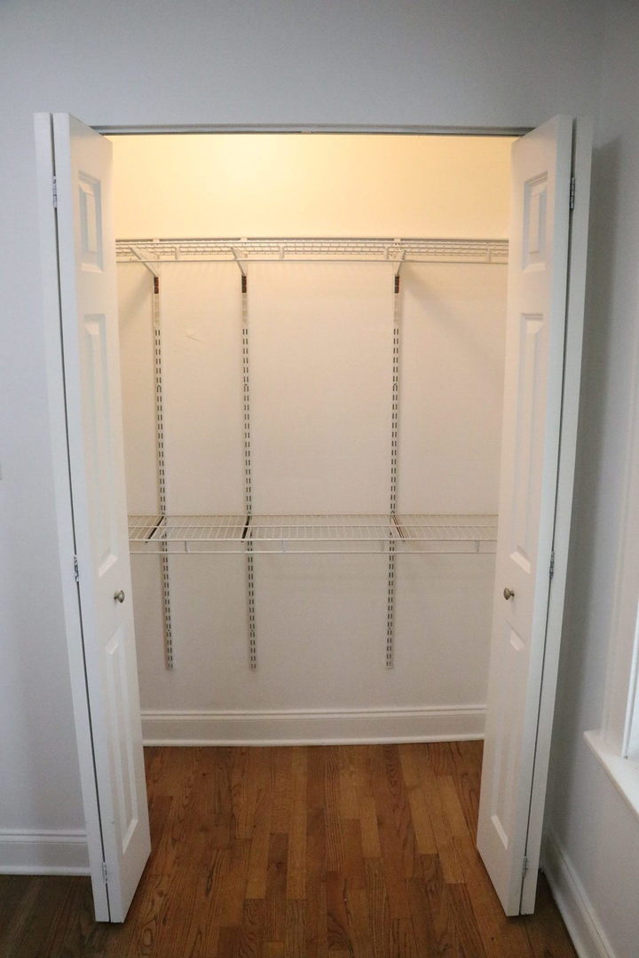 4311 N Paulina Street Unit: 1B