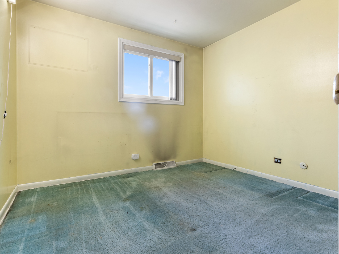 517 James Court Unit: A