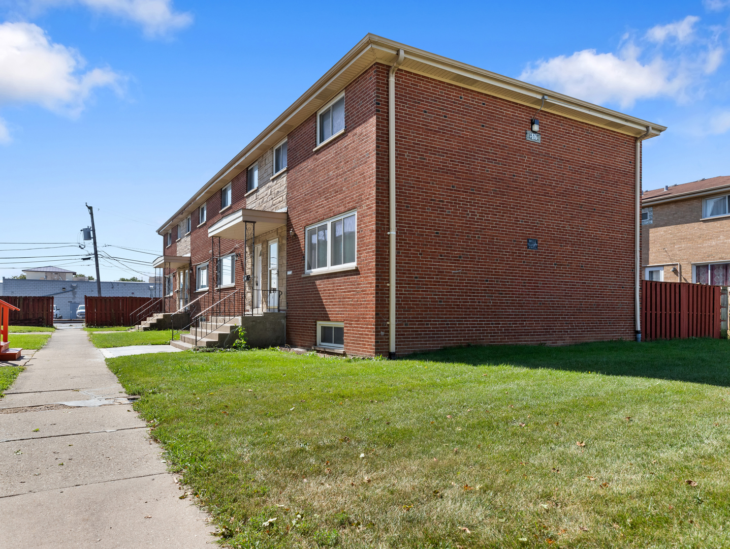 517 James Court Unit: A