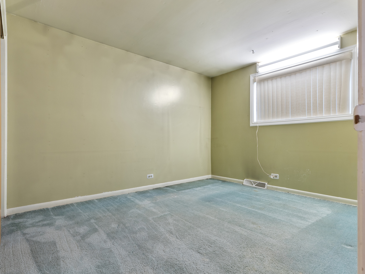 517 James Court Unit: A