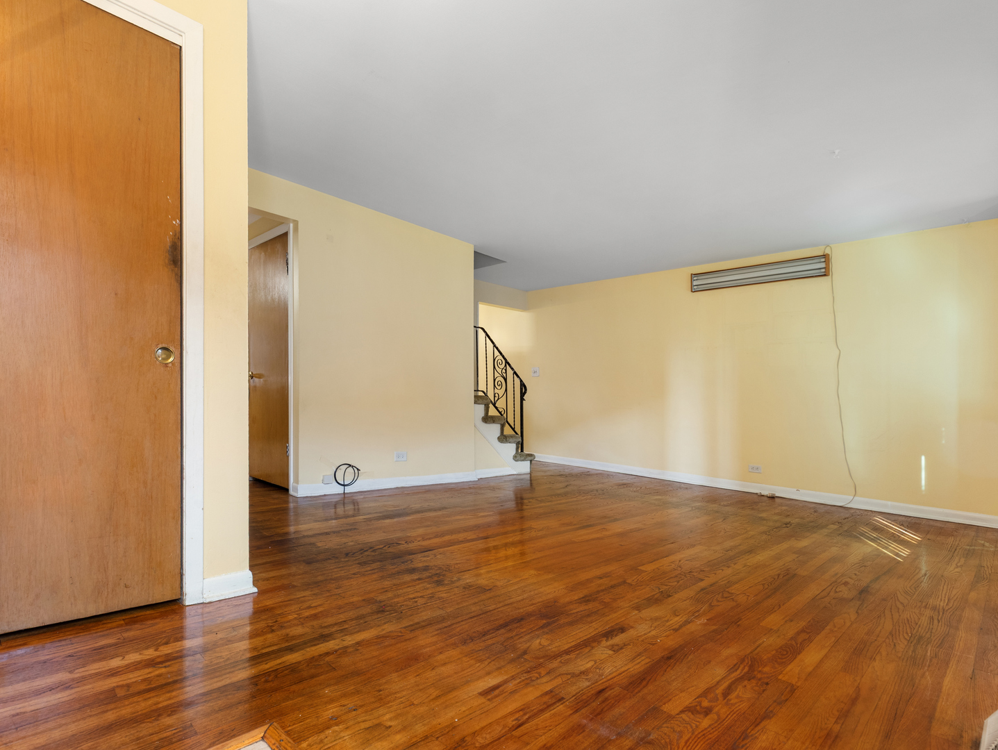 517 James Court Unit: A