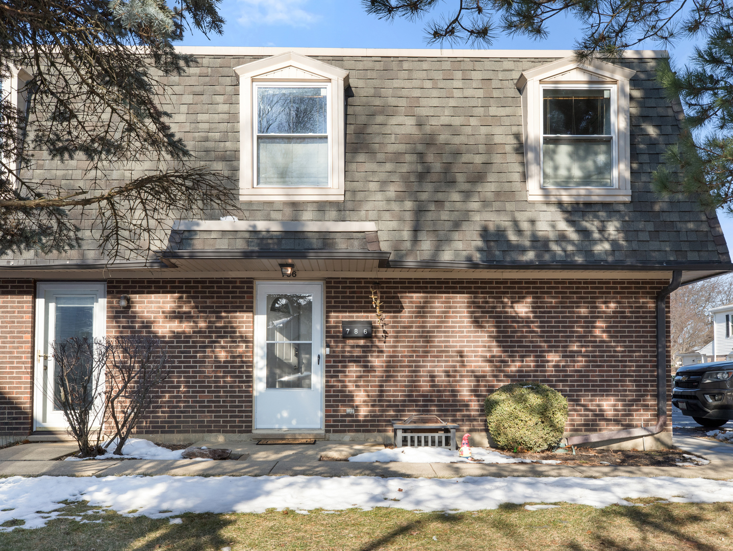 786 Pahl Road Unit: 0