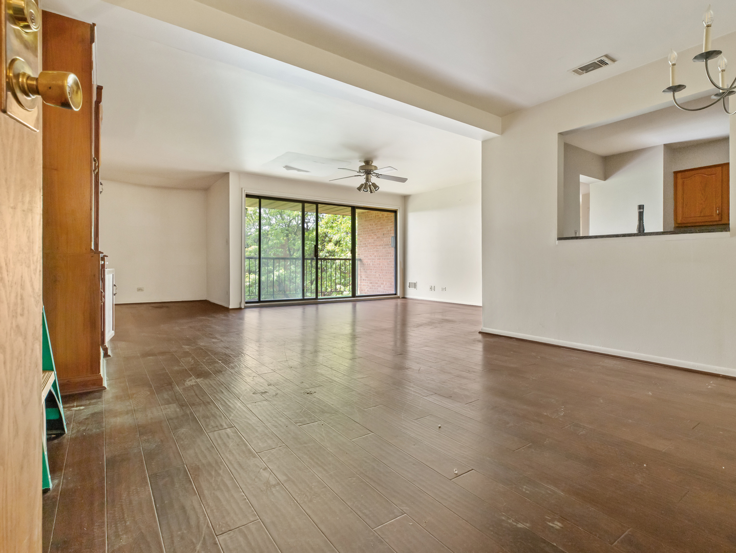 709 79TH Street Unit: 404