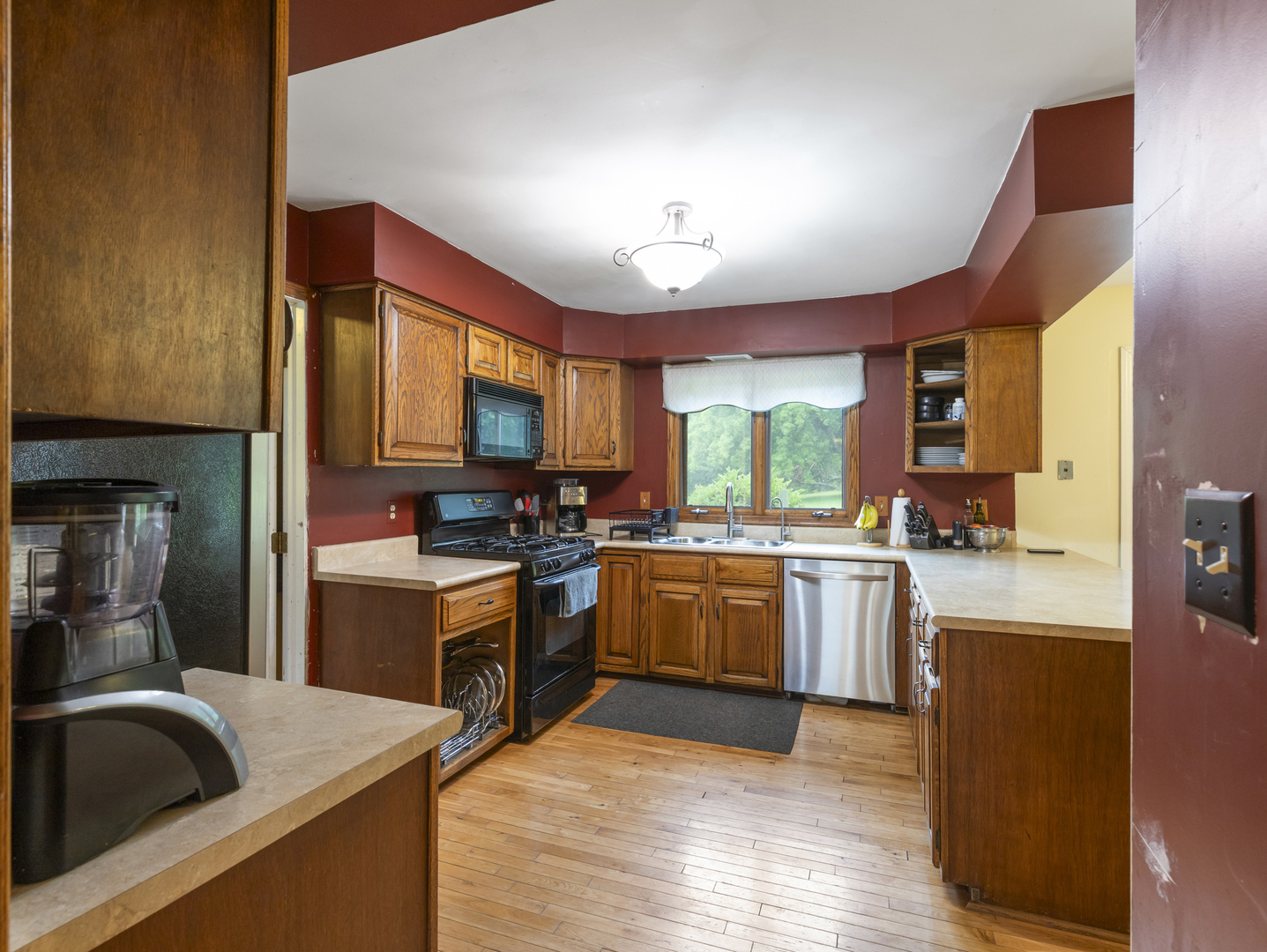 7241 Foxfire Drive