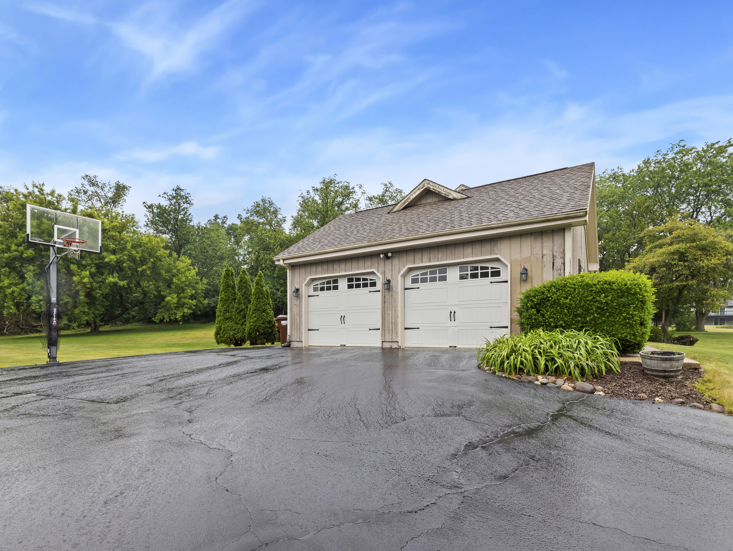 7241 Foxfire Drive