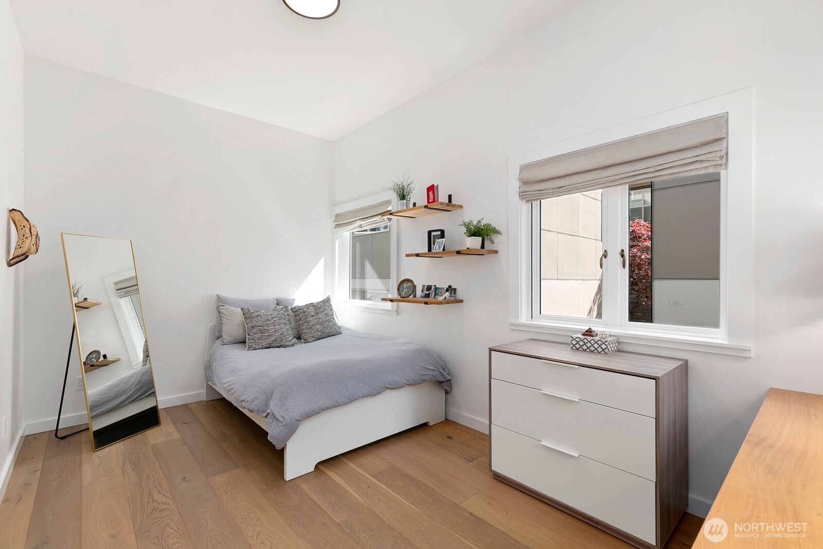 5932 California Avenue SW