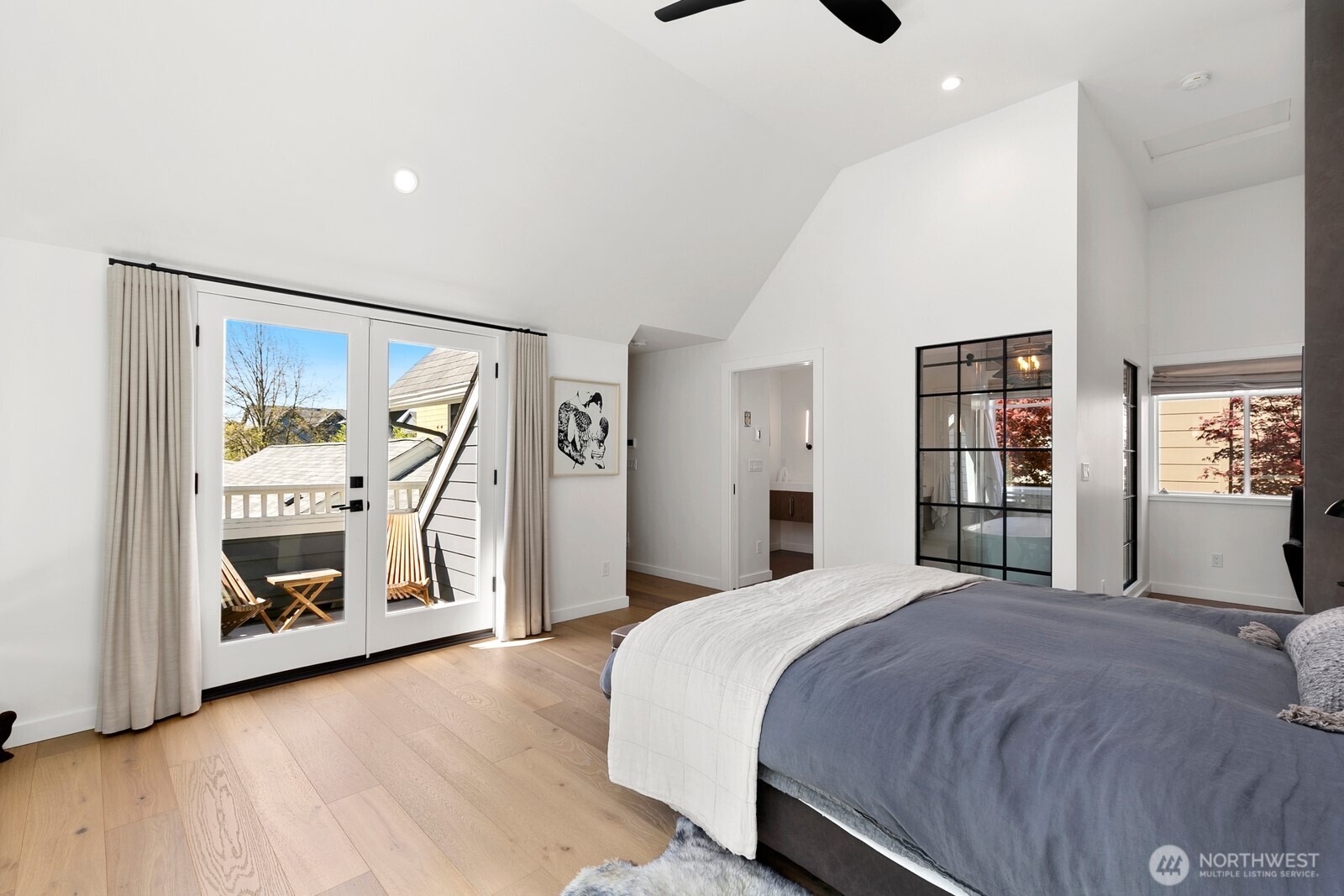 5932 California Avenue SW