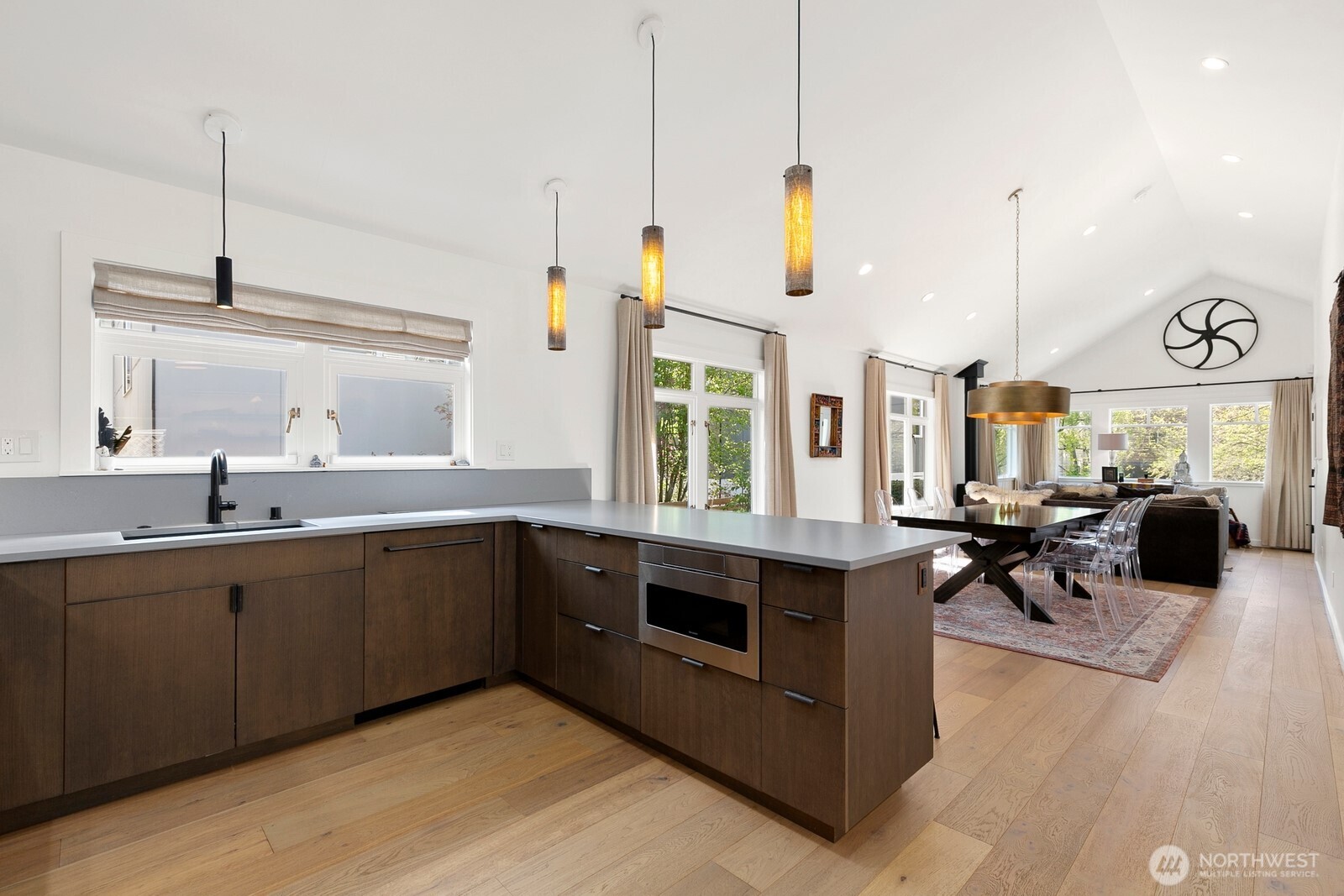 5932 California Avenue SW