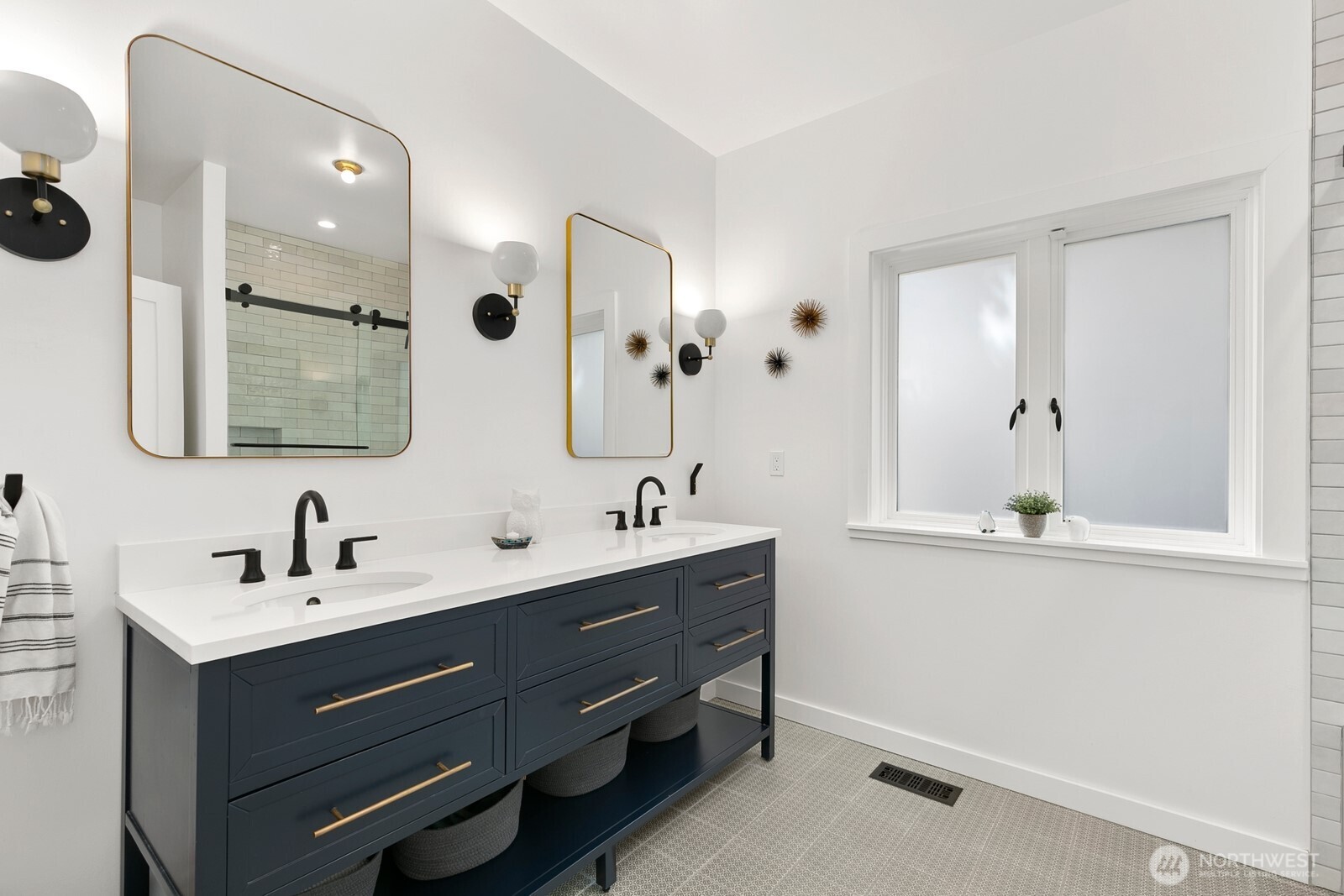 5932 California Avenue SW