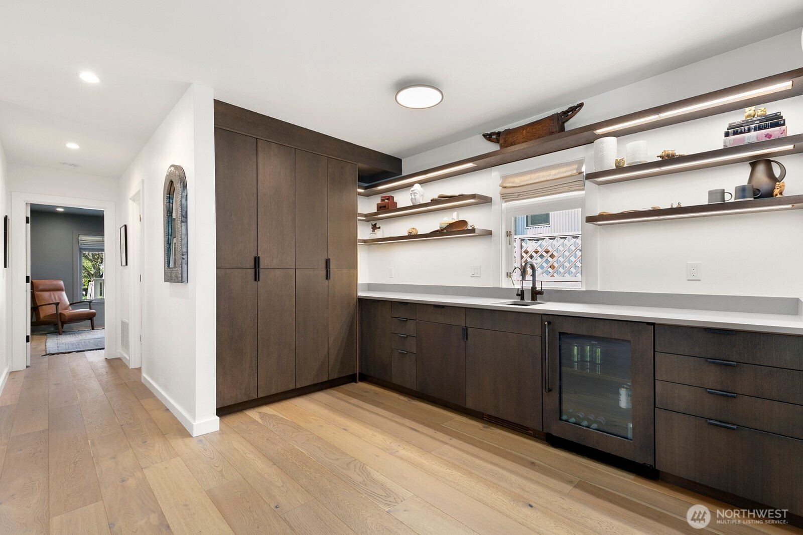 5932 California Avenue SW