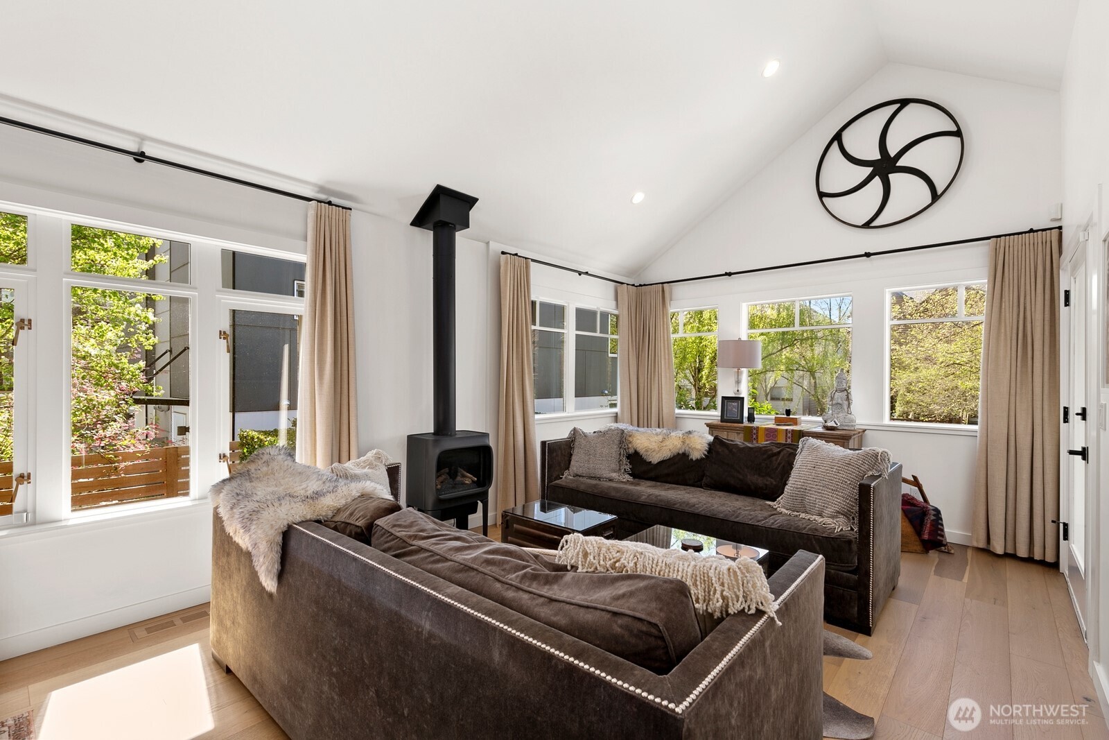 5932 California Avenue SW